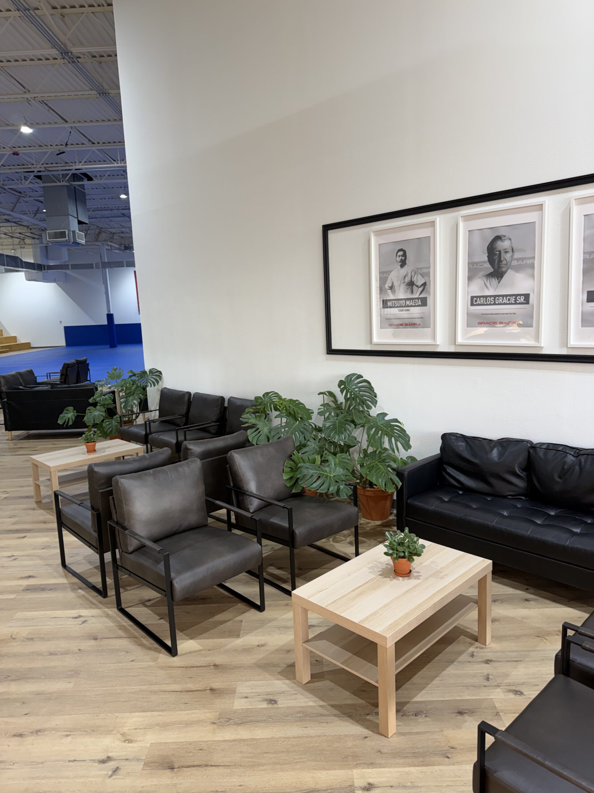 Gracie Barra Kenwood lounge area
